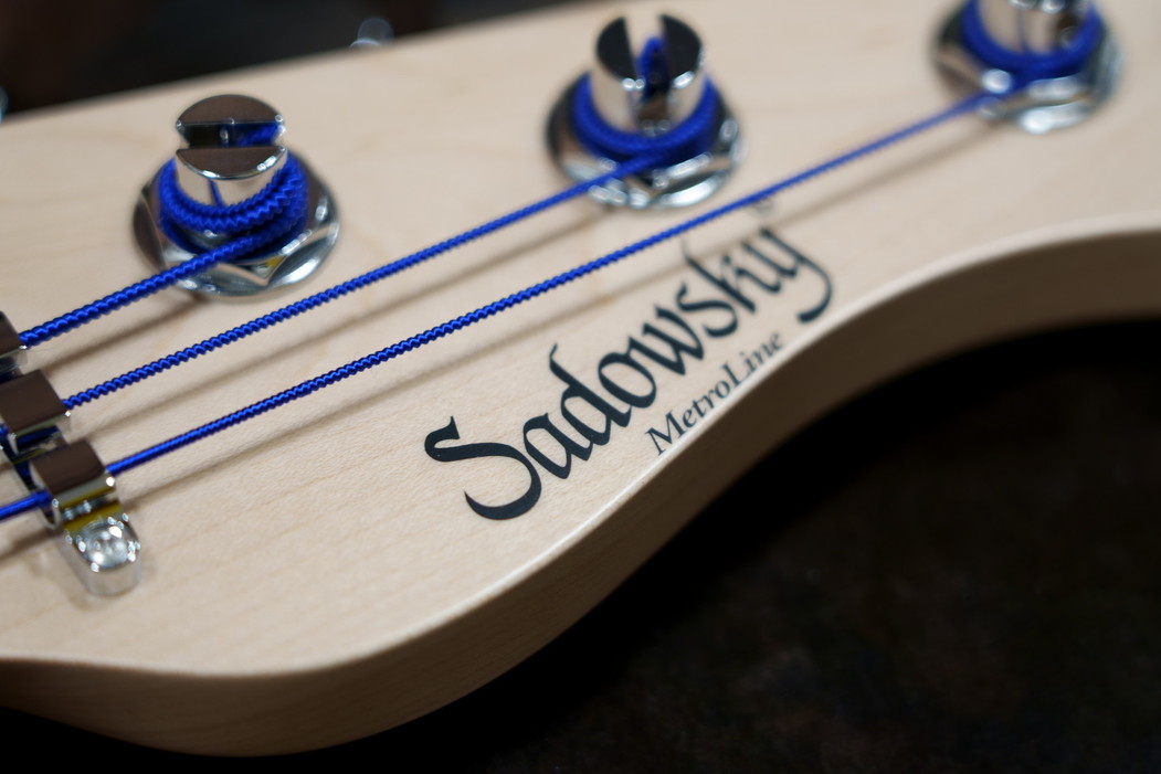 Sadowsky Metroline 21 Fret Verdine White ベース専門店 タイズストア